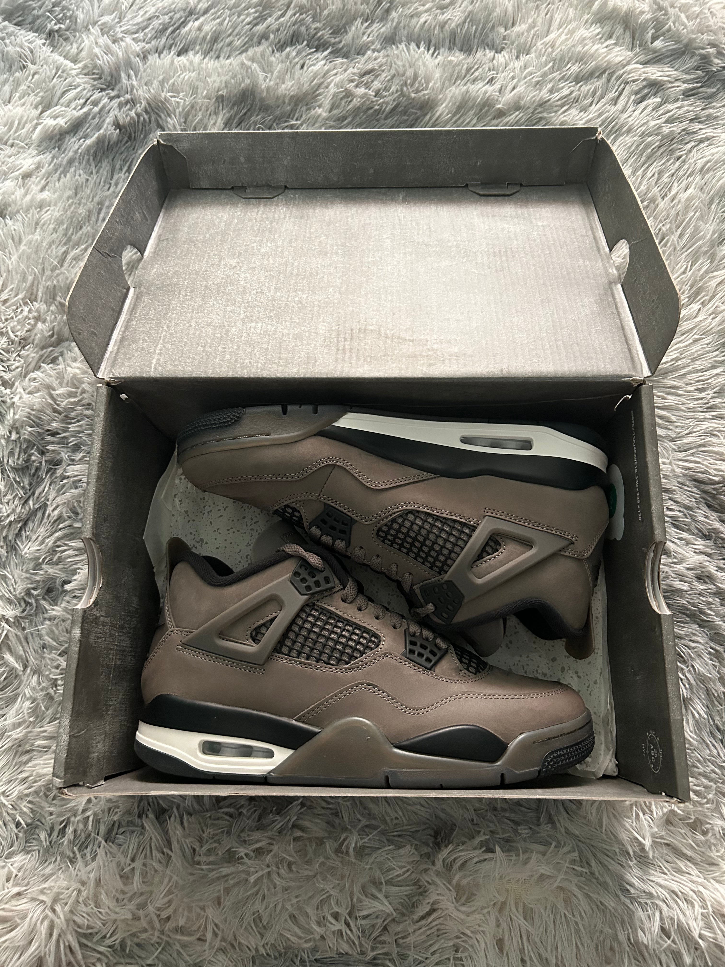 Air Jordan 4 Retro Cave Stone