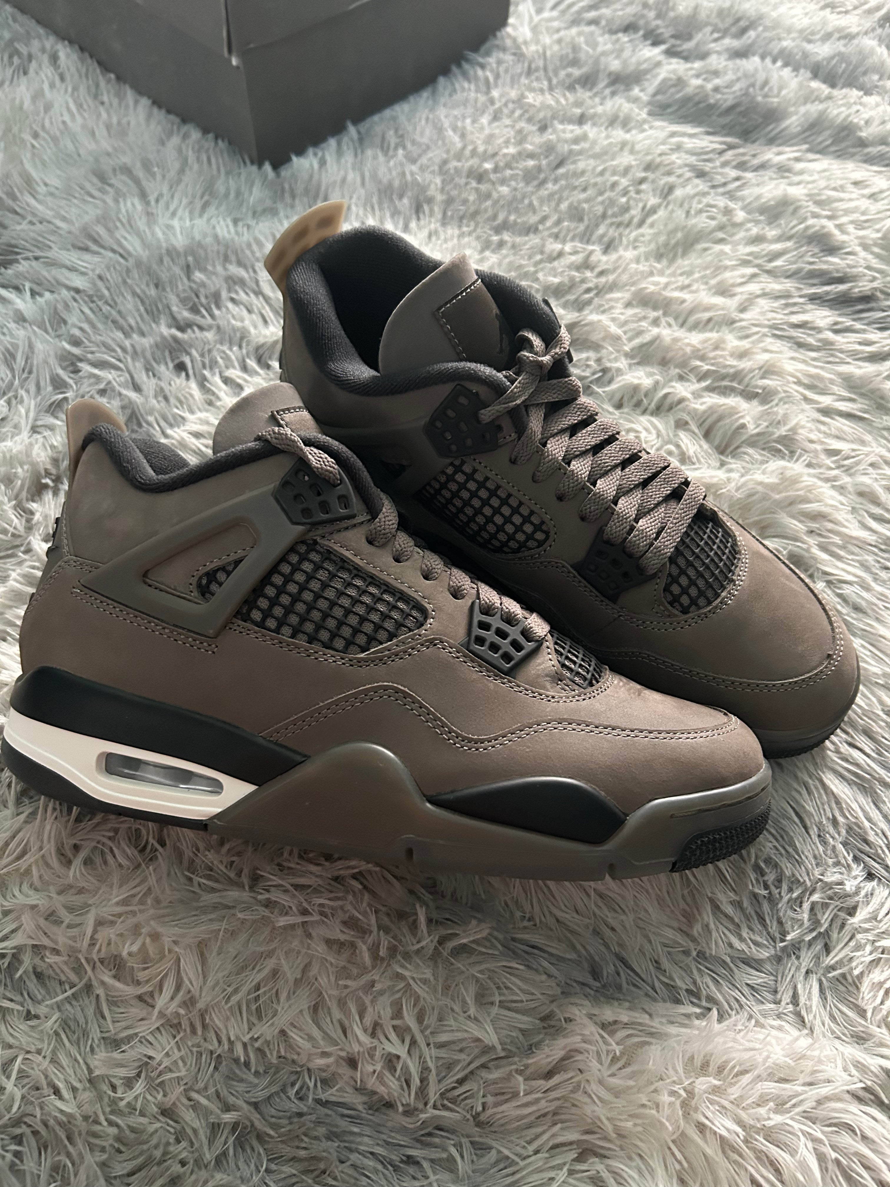 Air Jordan 4 Retro Cave Stone