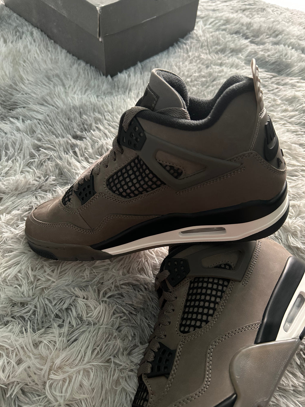 Air Jordan 4 Retro Cave Stone